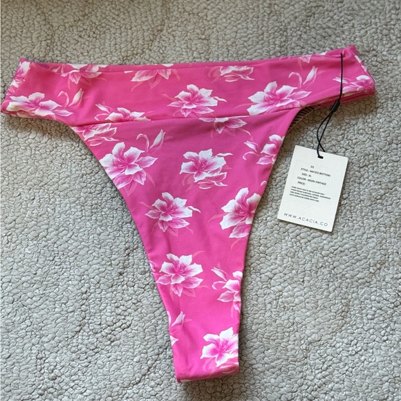 Mateo Bottom - Picture 1 of 3